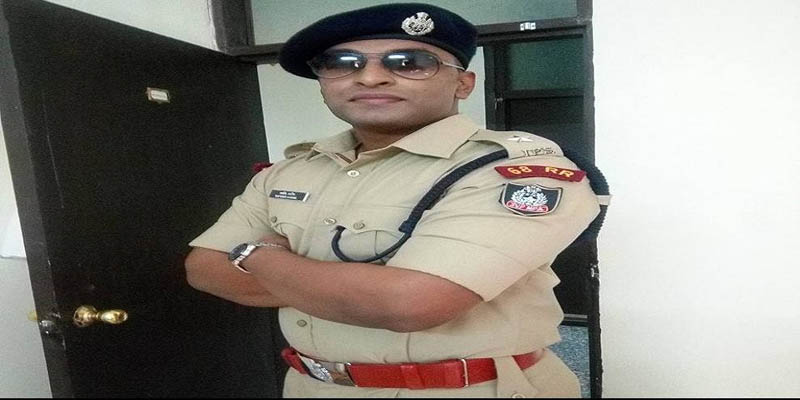 IPS Officer Caught